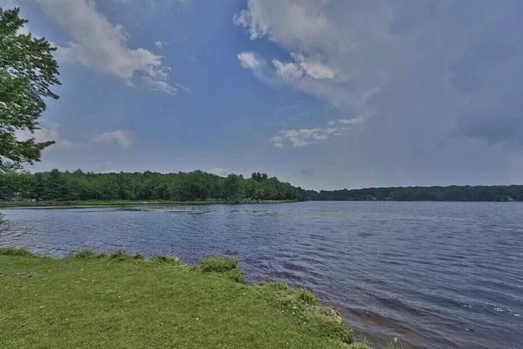 Hideaway - Lakehouse/Spa/Dock/ Pocono Summit 外观 照片